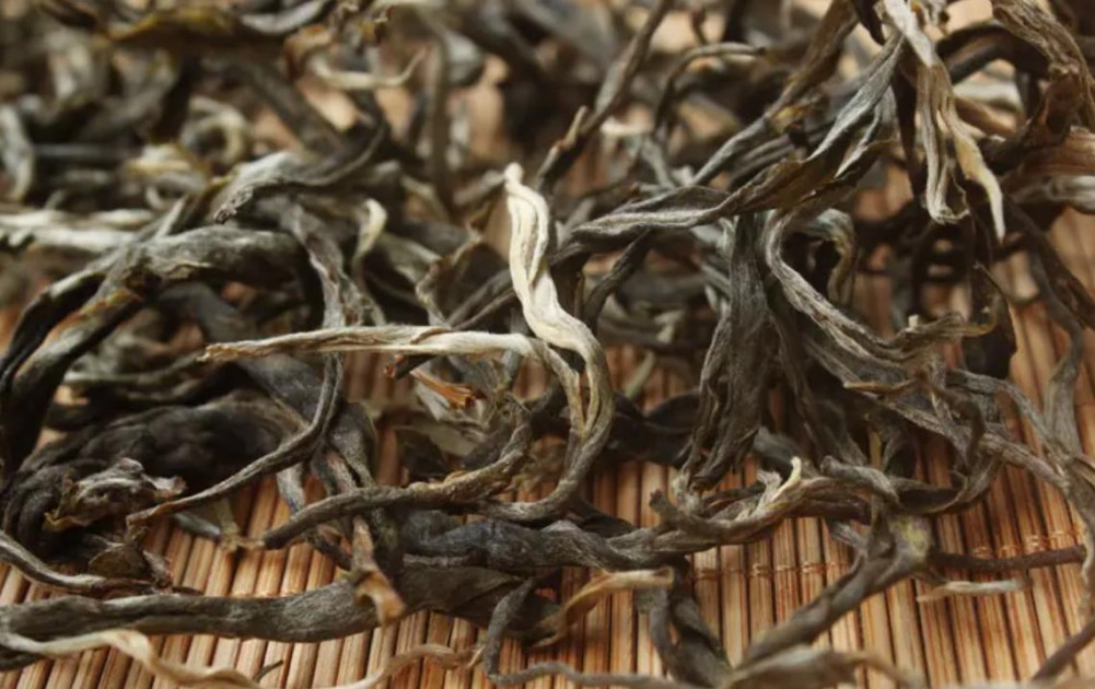 老班章茶和冰岛茶的区别