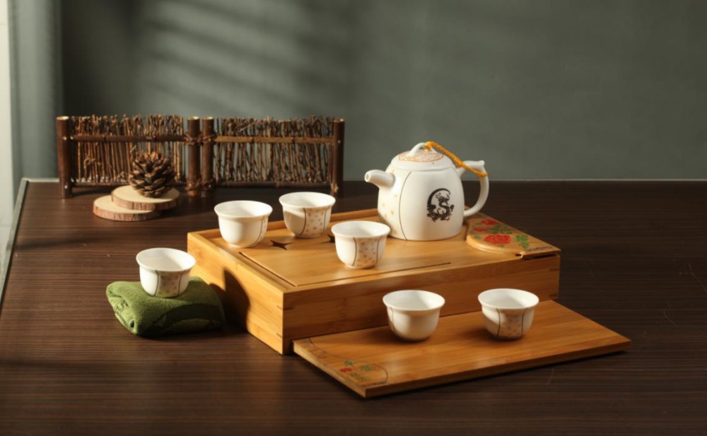 刚买的茶具应该怎么做