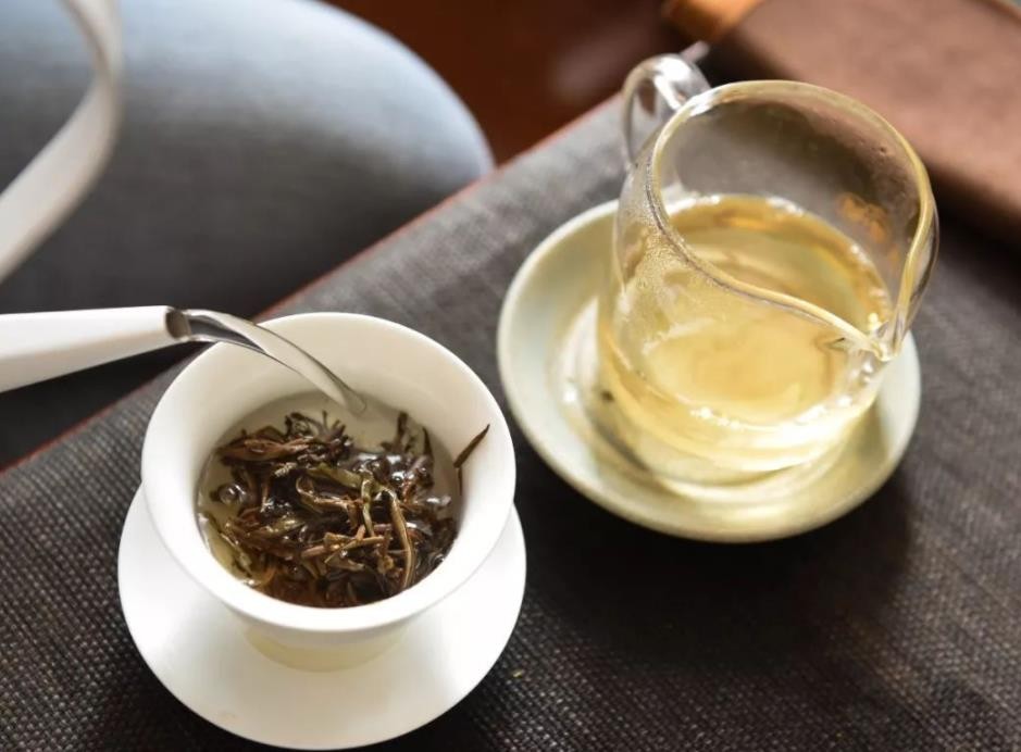 生活 | 年龄不同,喝茶有所侧重