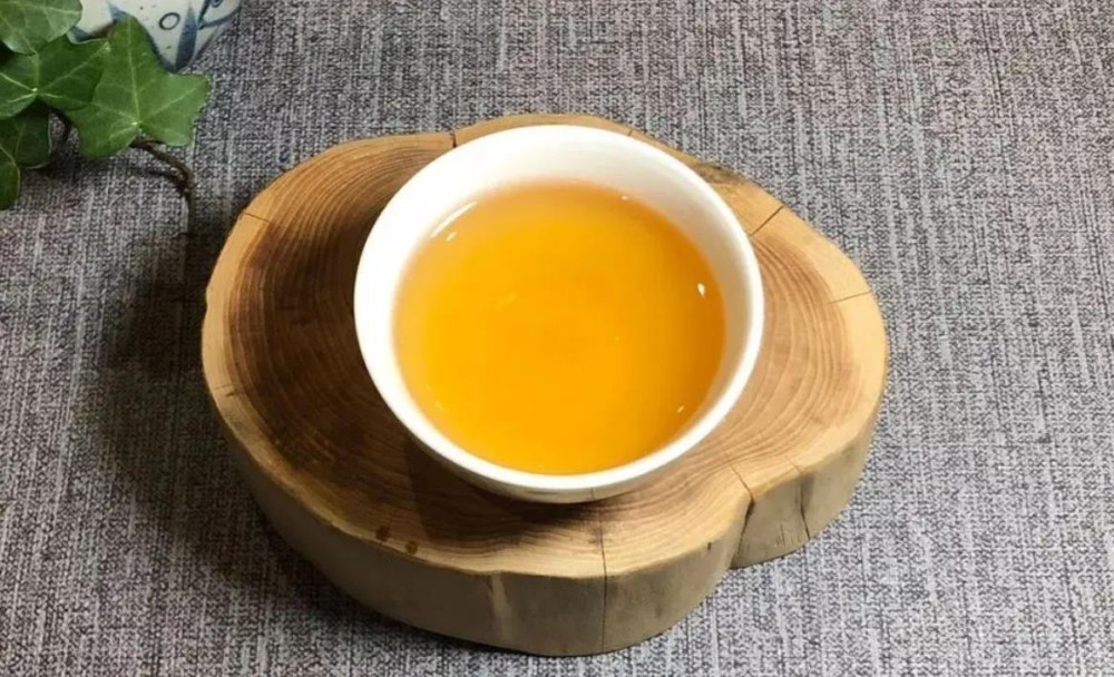 冰岛古树茶口感的三大特点