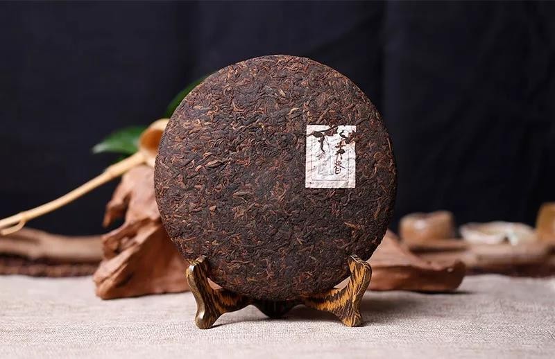 金芽贡饼茶是什么