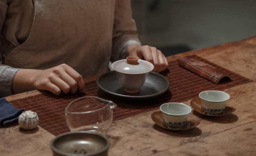 盖碗泡茶，如何把握投茶量