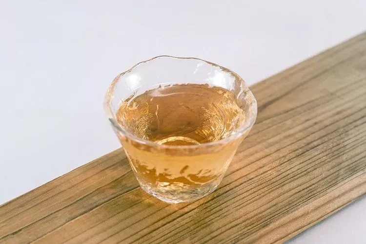 普洱生茶放久了变熟茶?生茶:与岁月无关,我仍是生茶!