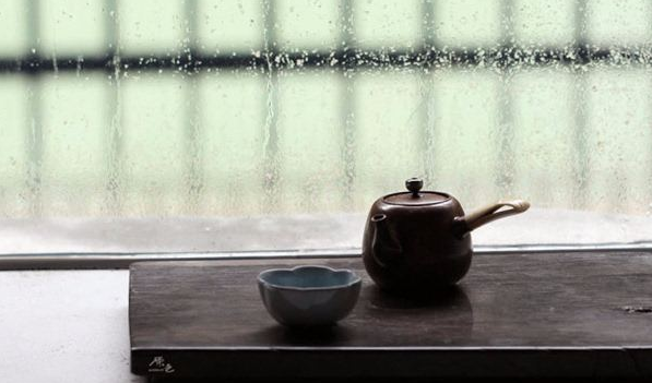 为什么下雨天泡茶不好喝