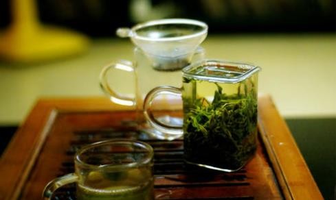 茶叶可以嚼着吃吗?