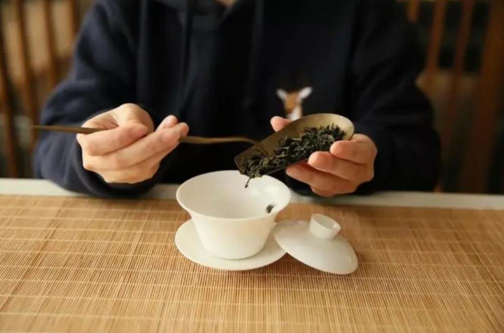 茶汤的温度和室内的温度有关吗